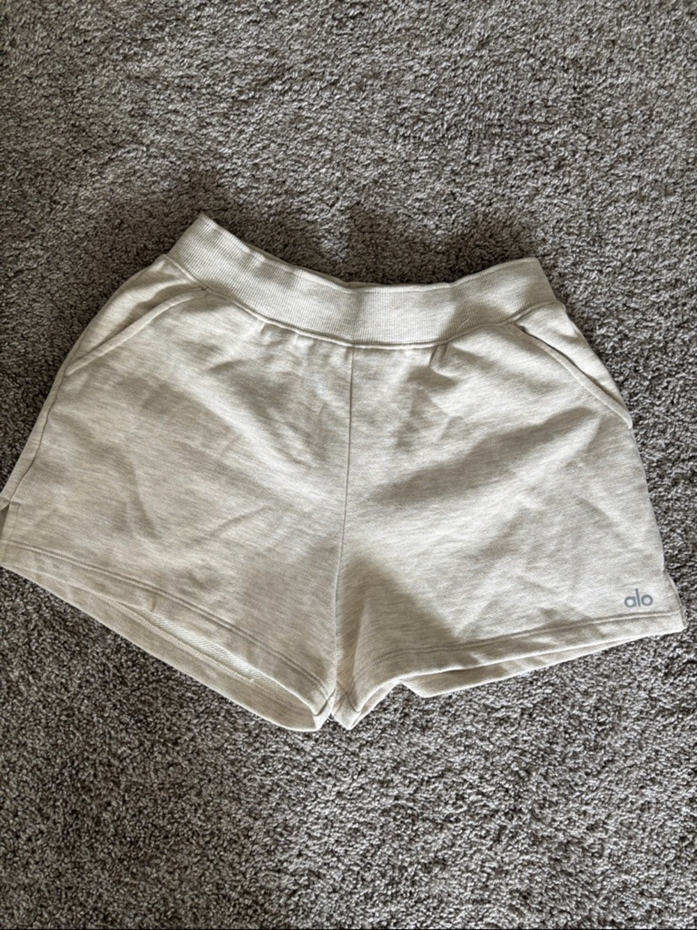 ALO Yoga Cream Athletic Lounge Sweat Shorts
